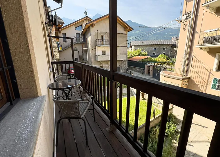 Alp Break 2 - Nel Borgo Storico Del Ponte Dom wakacyjny Aosta